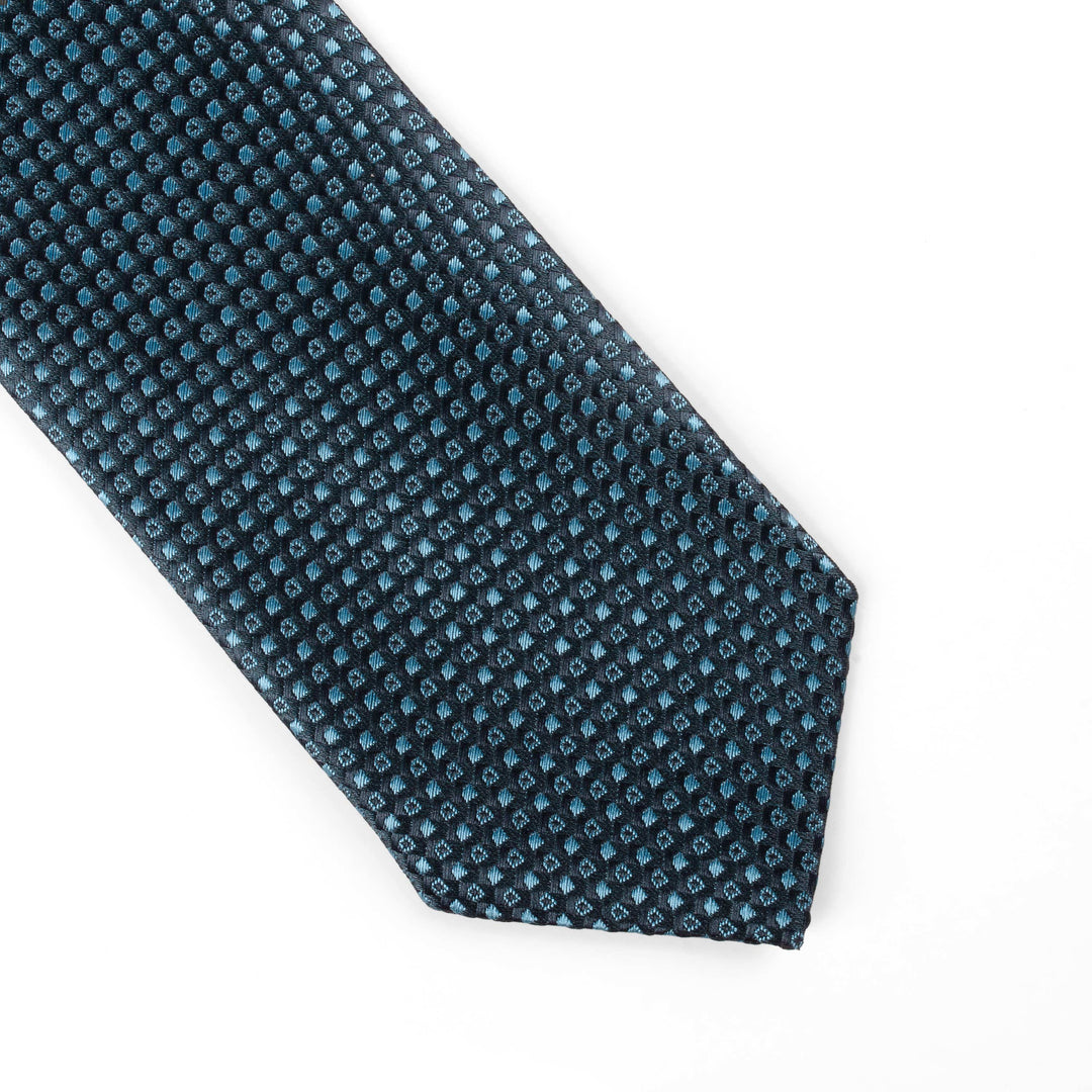 ELEGANT MEDIUM BLUE TIE