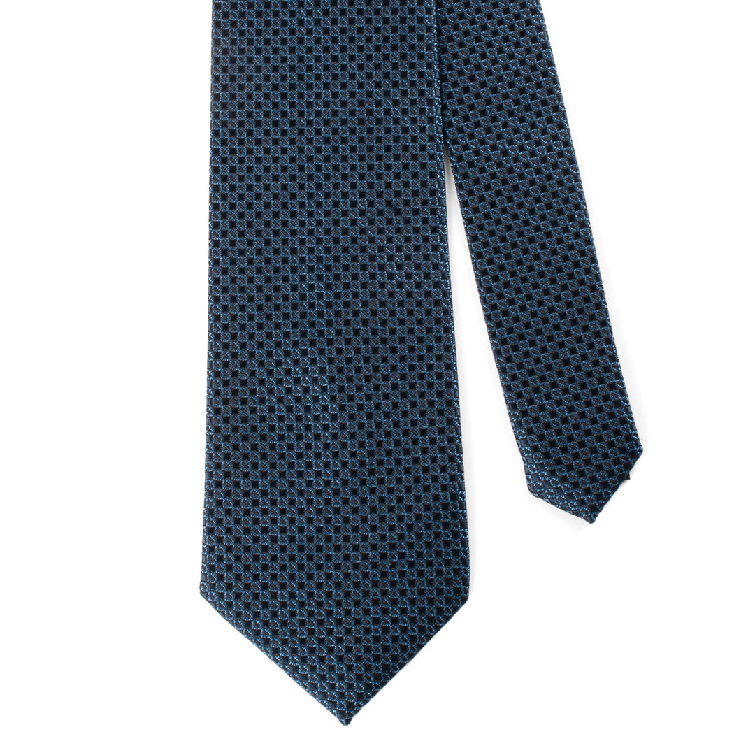 ELEGANT NAVY BLUE TIE